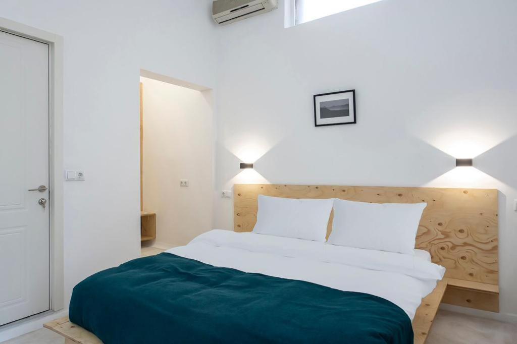 Opera Boutique Hotel ティビリシ エクステリア 写真