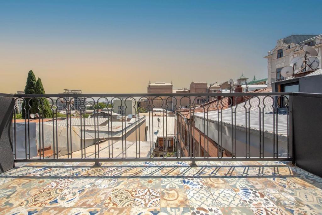 Opera Boutique Hotel ティビリシ エクステリア 写真